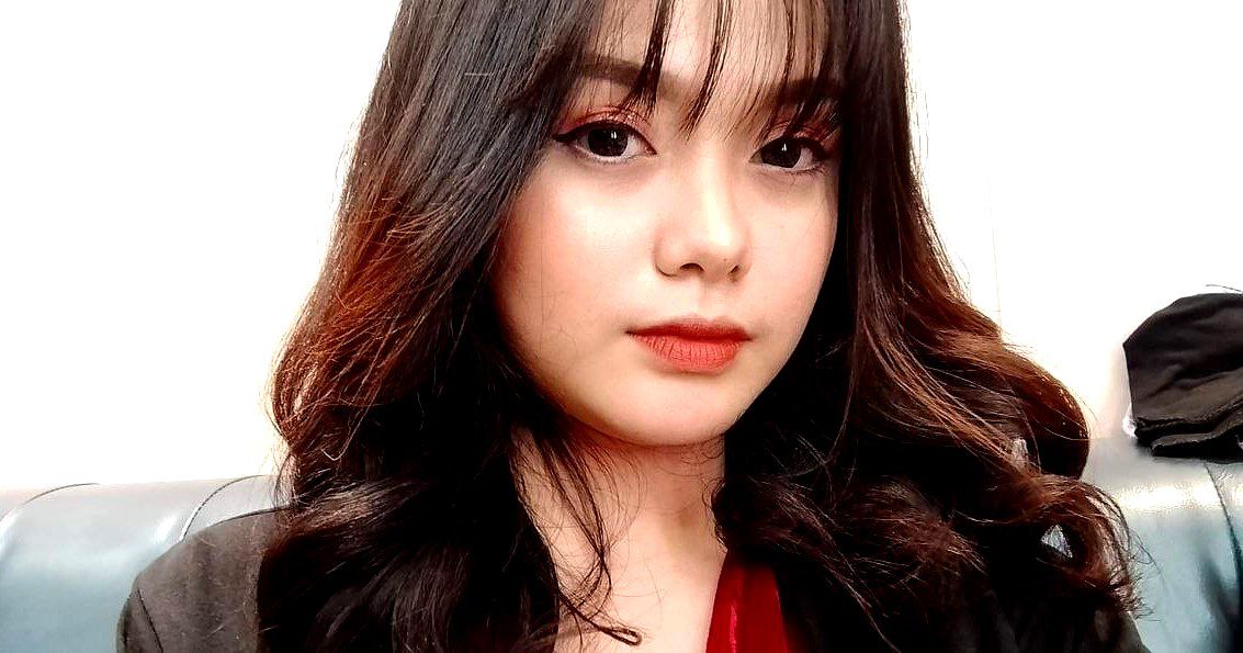 Cô giáo trẻ thực tập có chuyến dã ngoại bất đắc dĩ với thầy giám thị biến thái